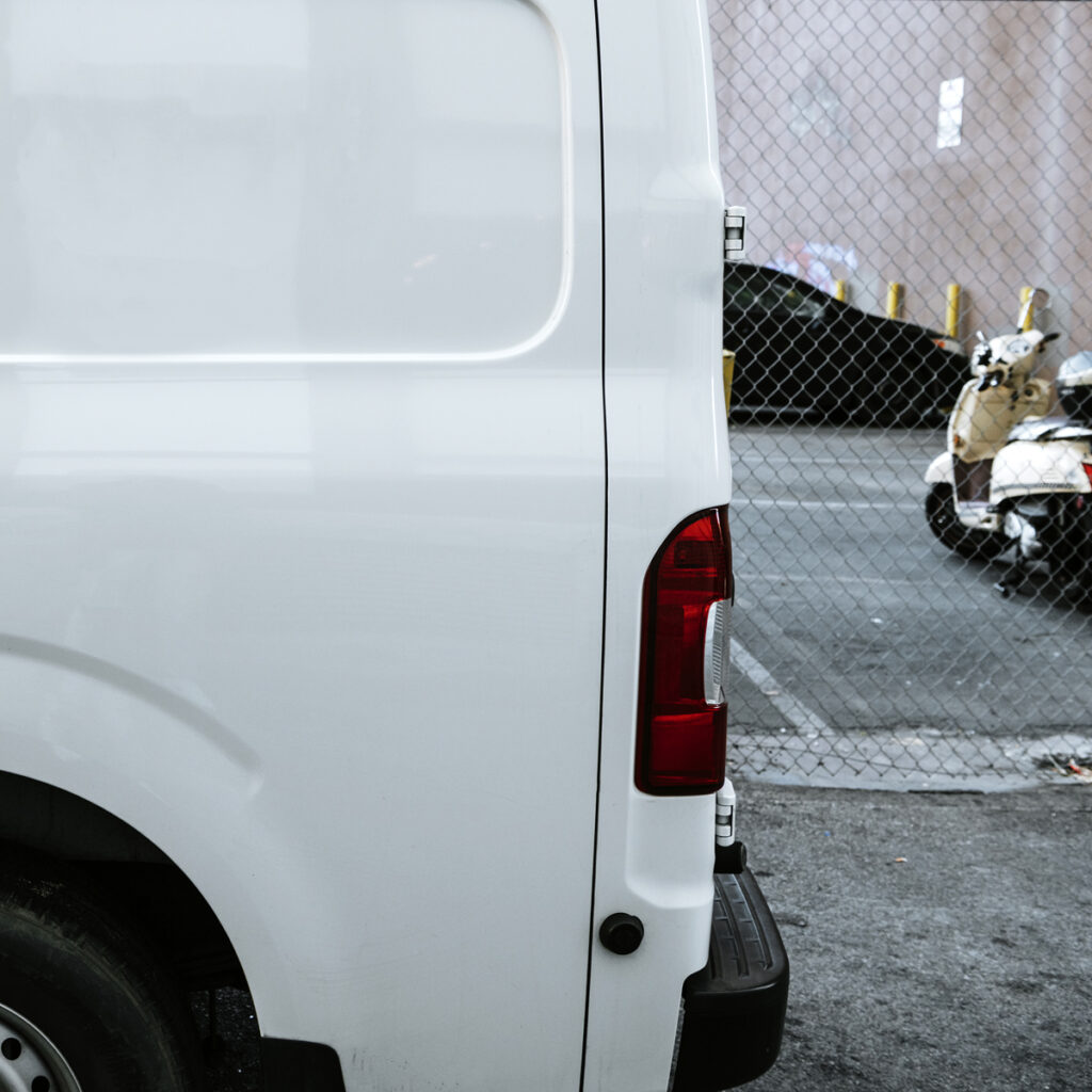 Pose d'attelages sur camionnette à Strasbourg - Souffel Services